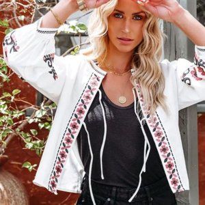 NWT New Vici Dolls Embroidered Blouse Top Shirt Boho Size Large L